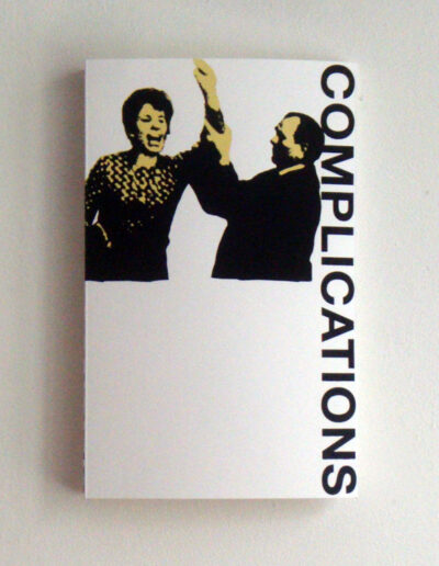 Complications . 30,4 x 19,7 x 3,1 cm . Siebdruck . 2 Farben